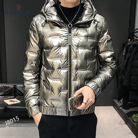 Cheap Moncler Down Feather Coat Long Sleeved For Men 927495 Replica