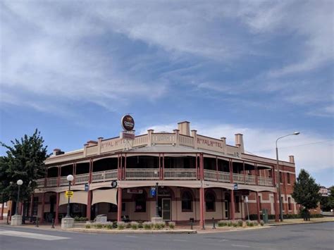 Royal Hotel Corowa Nsw Pub Info Publocation