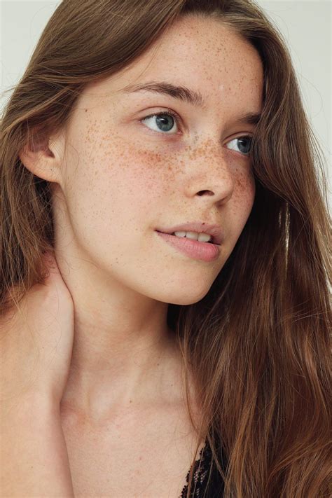 Ida Raun Lemanagement Brown Hair And Freckles Beautiful Freckles