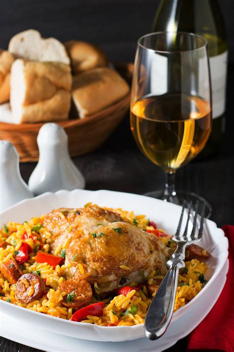 This recipe comes from spain and belongs to the europian country. One Pot Chicken & Chorizo Paella - Erren's Kitchen