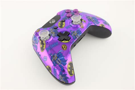 Purple Chrome Batman Lit Xbox One Controller With Purple Bullet Buttons