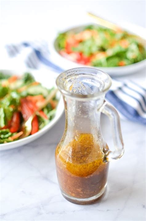 First, roughly chop the carrots, peeled onion, and celery. Ginger Dressing