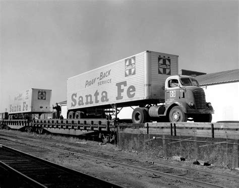 Pin By Mhrr East On Atchison Topeka And Santa Fe Railway Train Truck