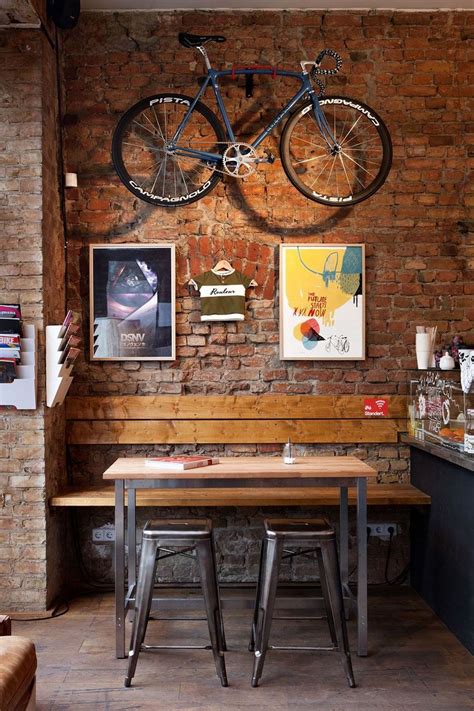 Pin By Cati Kiyani On Loft Rustic Coffee Shop Coffee Shops Interior