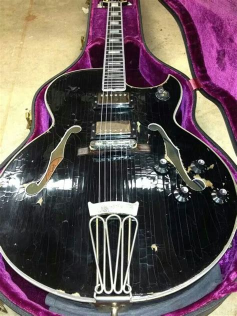 Ted Nugents Gibson Byrdland Guitars Of The Stars Pinterest