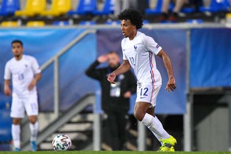Jun 20, 2021 · real madrid need to replace sergio ramos and consider jules kounde the perfect candidate. France - Jules Koundé "surpris mais très content" d'être ...