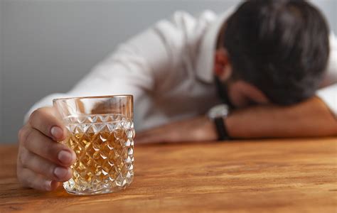 3 Early Signs Of Alcoholism Philadelphia Pa Providence Treatment