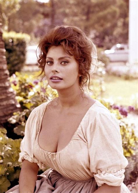 Sophia loren photographed by david seymour at her home in rome, italy, 1955. Icon and Diva Sophia Loren turns 83 today | Pop Expresso