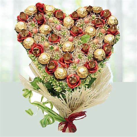 Heart Shaped Chocolate Bouquet In 2020 Heart Shaped Chocolate