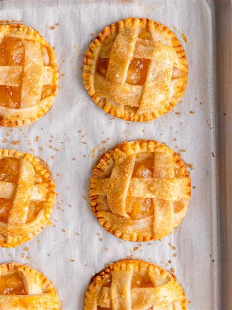 Easy Baked Mini Apple Pies 4 Ingredients Cookin With Mima