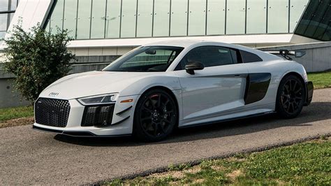 Audi R8 V10 Plus Competition Package Is Limited To Just 10 Cars Cnet