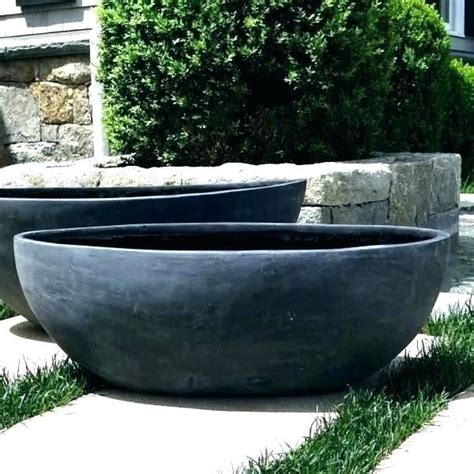 Large Planters Adding Style And Functionality To Your Outdoor Space