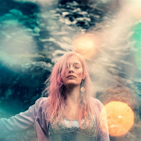 LUNA RELEASES DAZZLING ‘HELLO EARTH’  Rawckus Magazine