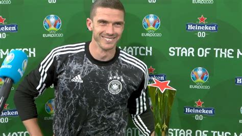Join the discussion or compare with others! Herausragender Mann - Match-Star Gosens: „Soll ich das ...