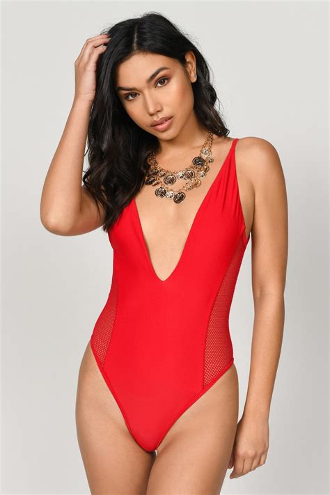 Tobi Bikinis Womens Deep End Red One Piece Swimsuit Red ⋆ Theipodteacher