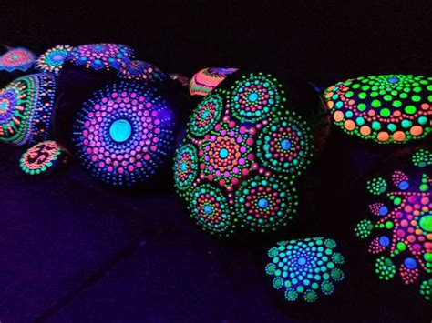 It is perfect for kid's room decorations, holiday decor, sporting. Pin by Patty Butler on Steine bemalen | Glow rock, Glow in dark paint, Neon painting
