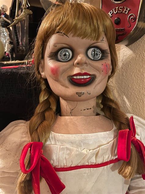 Annabelle Doll Doll Props Trick Or Treat Studios Doll Stands Movie