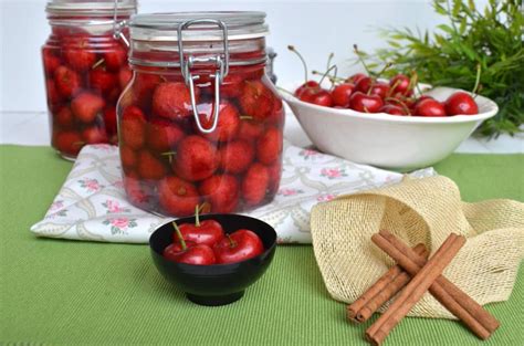 Da un antica e tradizionale ricetta. » Ciliegie sotto spirito - Ricetta Ciliegie sotto spirito ...