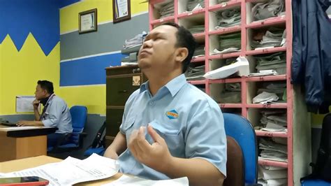 Begitu laris sekali sambutan terhadap buku ini ketika itu, sehinggalah sampai ke tahap buku ini mempunyai versi cetak rompak. Permata yang hilang - YouTube