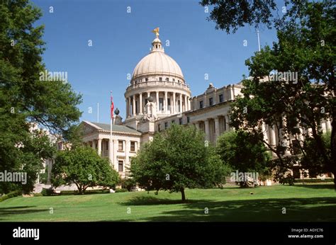 Jackson Mississippi State Capitol Building Stock Photo Alamy