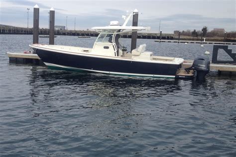 2017 Hunt Yachts 32 Center Console Express Cruiser For Sale Yachtworld