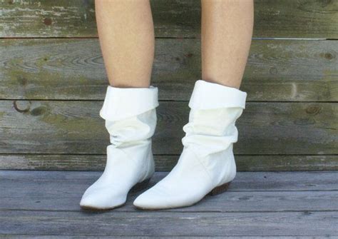 Vintage 80s White Leather Flat Indie Ankle Boots Etsy White Leather Flats Boots 80s Shoes