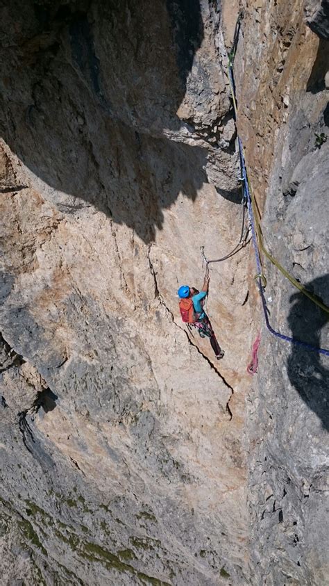 Guided Multi Pith Climbing Tours In The Dolomites 2 Day Trip