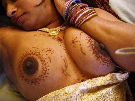 Indian Woman In Aristic Sytle Check Out More Fappyz