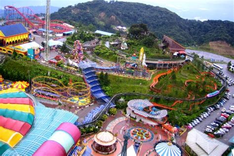 Di sini terdapat taman tema yang terdiri daripada 6 tema iaitu, champs. Tempat Percutian Menarik di Malaysia Favorite Pelancong ...