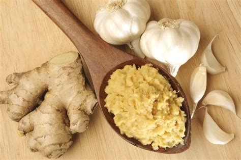 Step 1 in a food processor, combine the garlic and ginger. Ginger, Garlic, and Honey Remedy for 8 Common Ailments ...