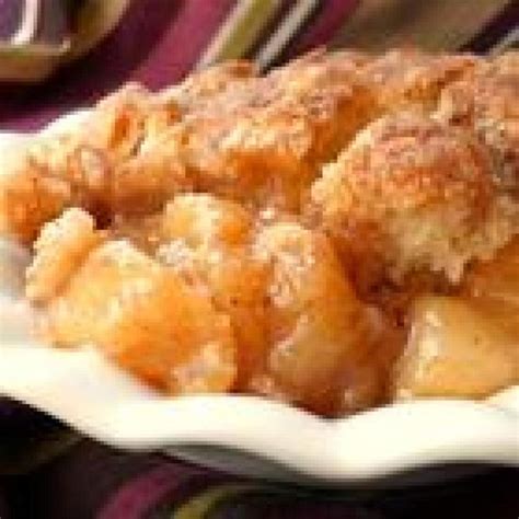 Place apples into saucepan with water and 1 cup of sugar, mix well and set to simmer for 10 minutes. Fresh Southern Peach Cobbler | Recipe