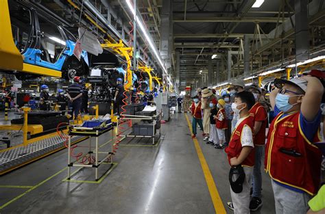 Loss Making Evergrande’s Electric Vehicle Subsidiary to Raise $516