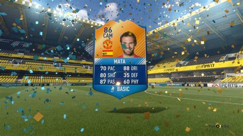 Opening 25 82+ player packs : FIFA