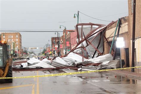 Tornado Rips Through Center Of Texas Town Dont Miss This
