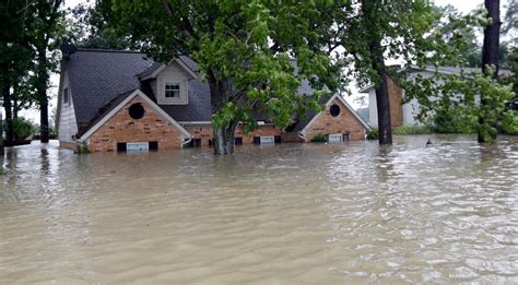 Most Harvey Flood Victims Uninsured Face Big Bills Alone Texas News