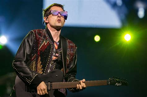 He talks about gear he used, guitar tunings and techniques & plans for the future. Muse's Matt Bellamy Contemplates Life In Lockdown In Moody ...