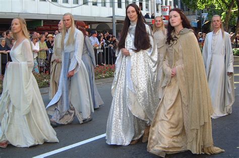 Pin By ∙ ᛁᚱᛁᚴᛅ ∙ On Eldar Elven Dress Elven Costume Lotr Costume