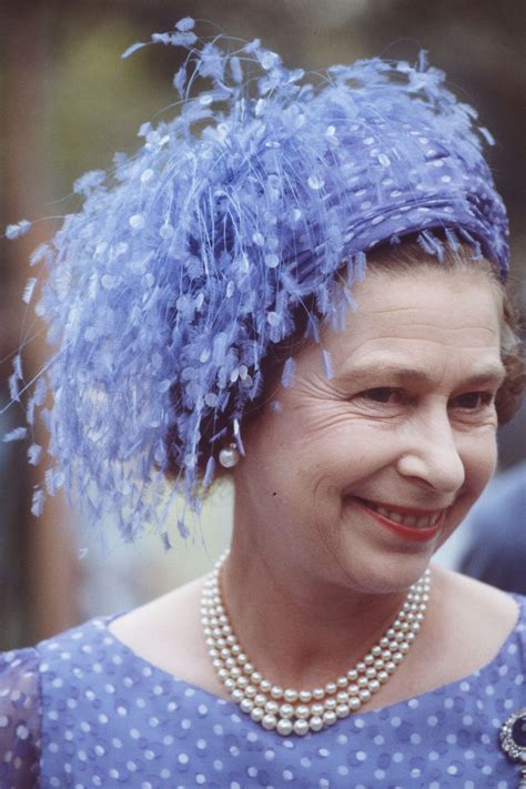 31 Times Queen Elizabeth Proved That Hats Make The Outfit Queen