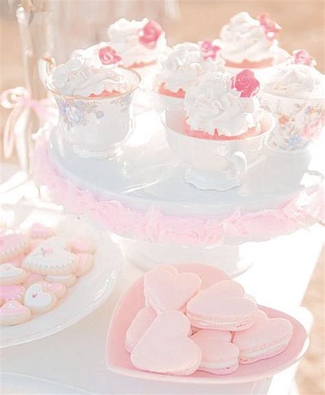 Best cute dessert names from 35 delicious food illustrations. Kiyumie | Cute desserts, Sweet cupcakes, Kawaii dessert