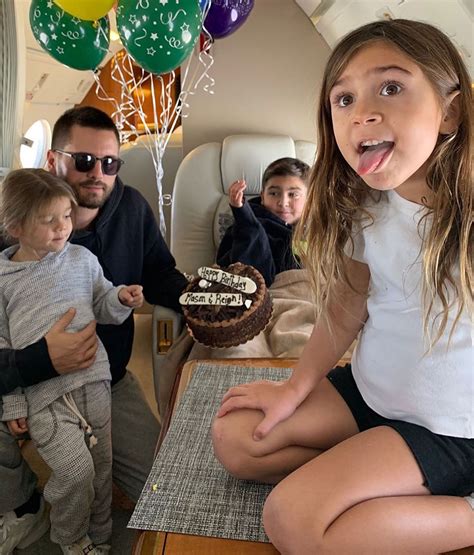 He is the grandson of kris jenner, robert kardashian and bruce jenner. Pin on Niños kardashian