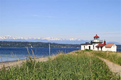 West Point Lighthouse Discovery Park Seattle Photograph By David Gn