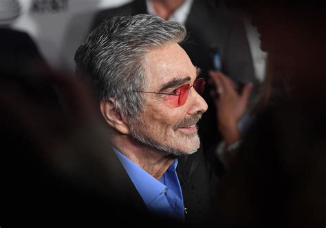 Burt reynolds, the wisecracking 1970s movie heartthrob and oscar nominee, has died at the age of 82. Umrl igralec Burt Reynolds