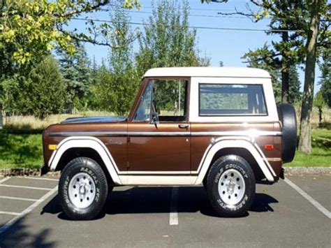 Purchase used Ford: Bronco 2DR CONVERTIBLE in Wahkiacus, Washington, United States, for US