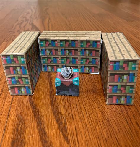 Minecraft Papercraft Enchantment Table