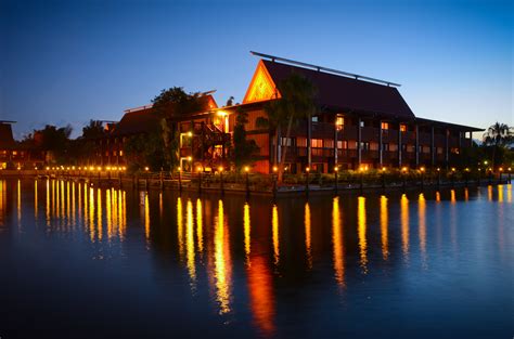 Walt Disney World Resort Hotels Disneys Polynesian