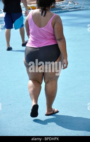 Femme noire obèse avec de lourdes cellulite Photo Stock Alamy