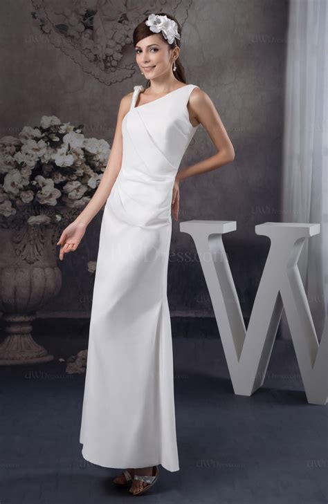Even casual beach wedding dresses can benefit from a little sparkle! White Country Bridesmaid Dress Beach Ankle Length Plain ...