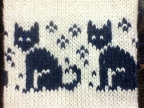 The variations among cat coats are physical properties and should not be confused with cat breeds. Ravelry: Cat Chart pattern by Eva Wu | Жаккард - забавный ...