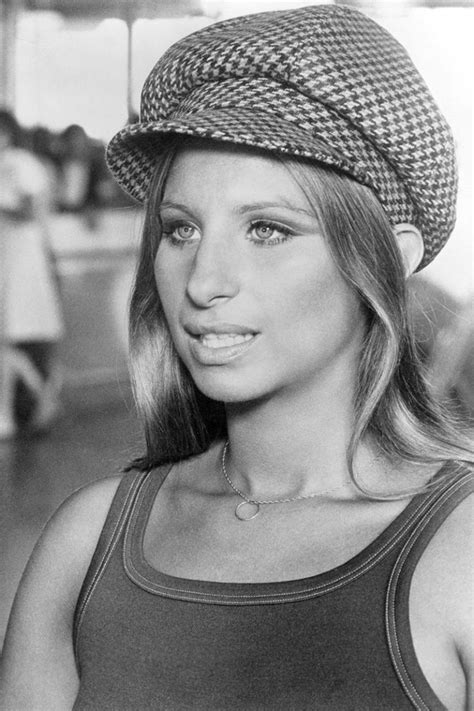 Celebrating Barbra Streisand S Style On Her 72nd Birthday Barbra Streisand Fashion Pictures