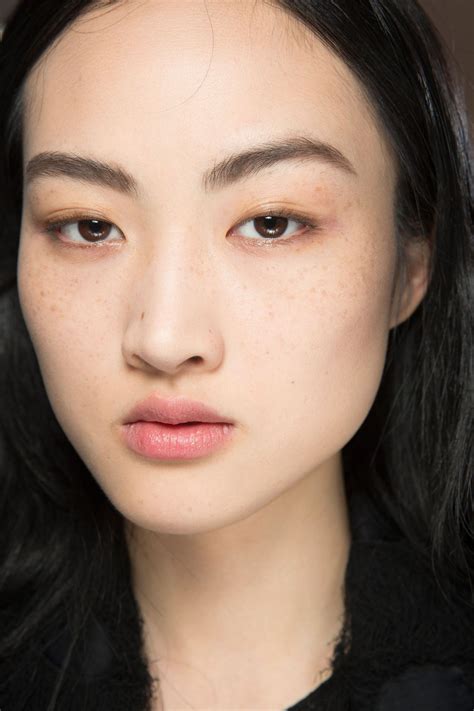 Get Ahead When It Comes To Next Seasons Key Beauty Looks With A Close